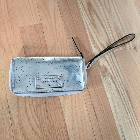 Kate Spade wristlet - Picture 3 of 4